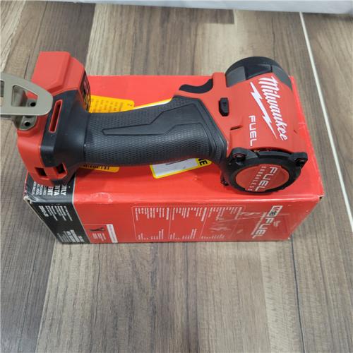 GOOD Milwaukee 2953-20 18V Lithium-Ion Brushless Cordless 1/4   Hex Impact Driver Bare Tool  Red