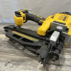 AS-IS DEWALT 20-Volt 21° Cordless Framing Nailer (Tool-Only)