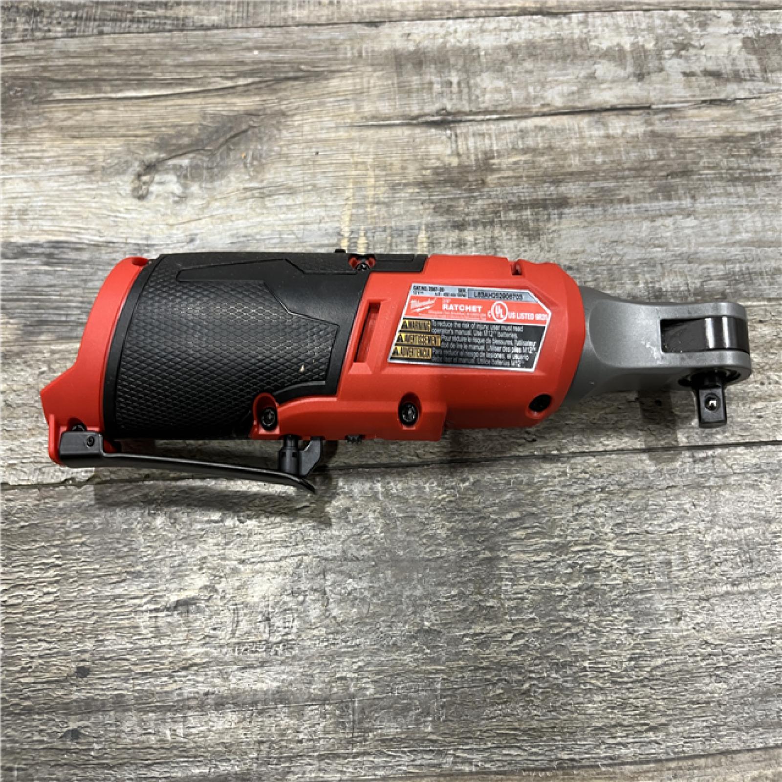 AS-IS Milwaukee FUEL 12V Lithium-Ion Brushless Cordless High Speed 3/8 in. Ratchet Kit