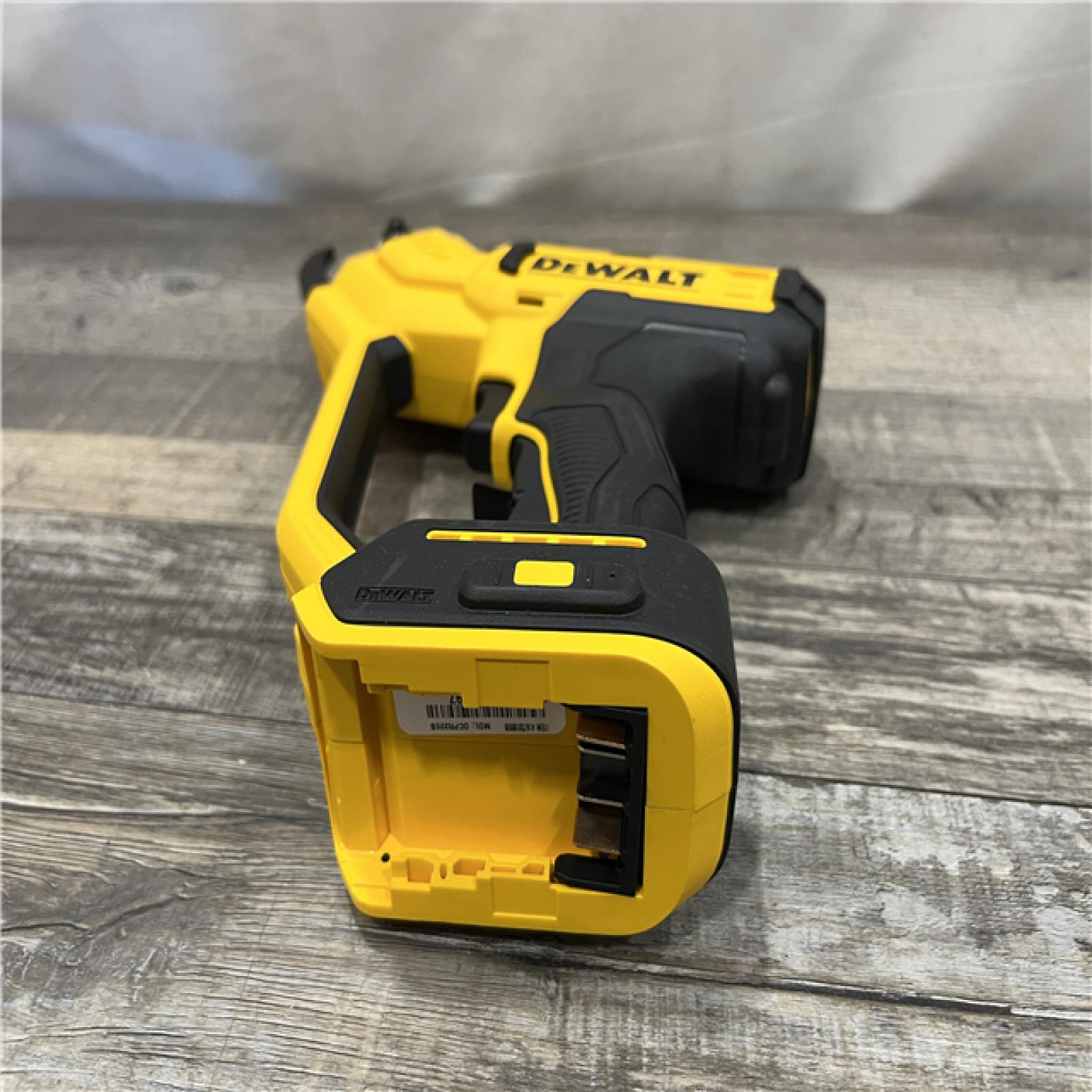 AS-IS DEWALT 20-Volt MAX 1 -1/2 in. Capacity Cordless Battery Powered Pruner (Tool Only)