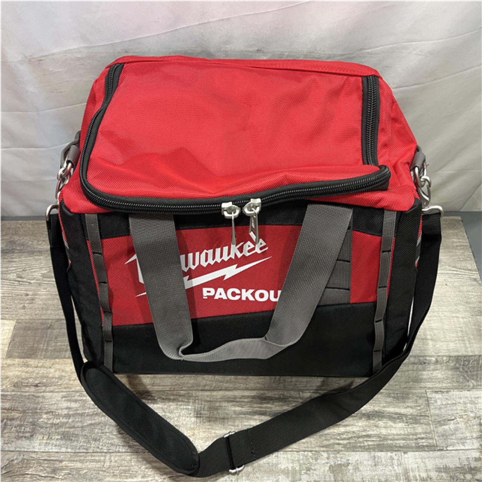 NEW - Milwaukee 20 in. PACKOUT Tool Bag/Tote