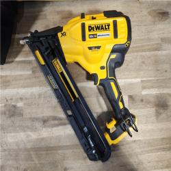 HOUSTON LOCATION - AS-IS DeWalt 15 GA ANGLED FINISH NAILER KIT W/ BATTERY & CHARGER