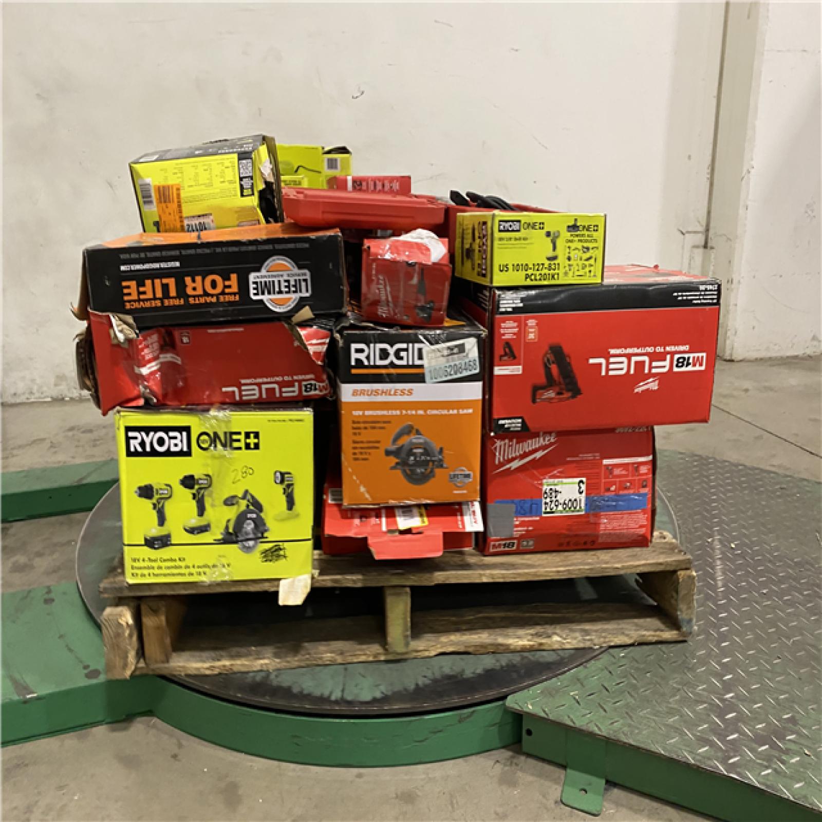DALLAS LOCATION -AS-IS TOOL PALLET