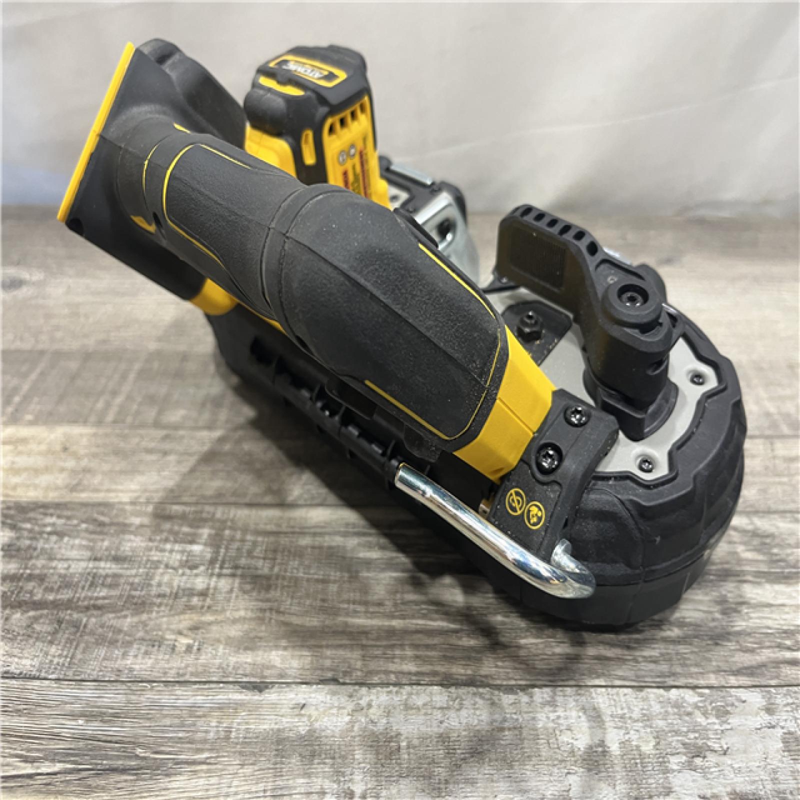 AS-IS DEWALT ATOMIC 20V MAX Cordless Brushless Compact 1-3/4 in. Bandsaw (Tool Only)