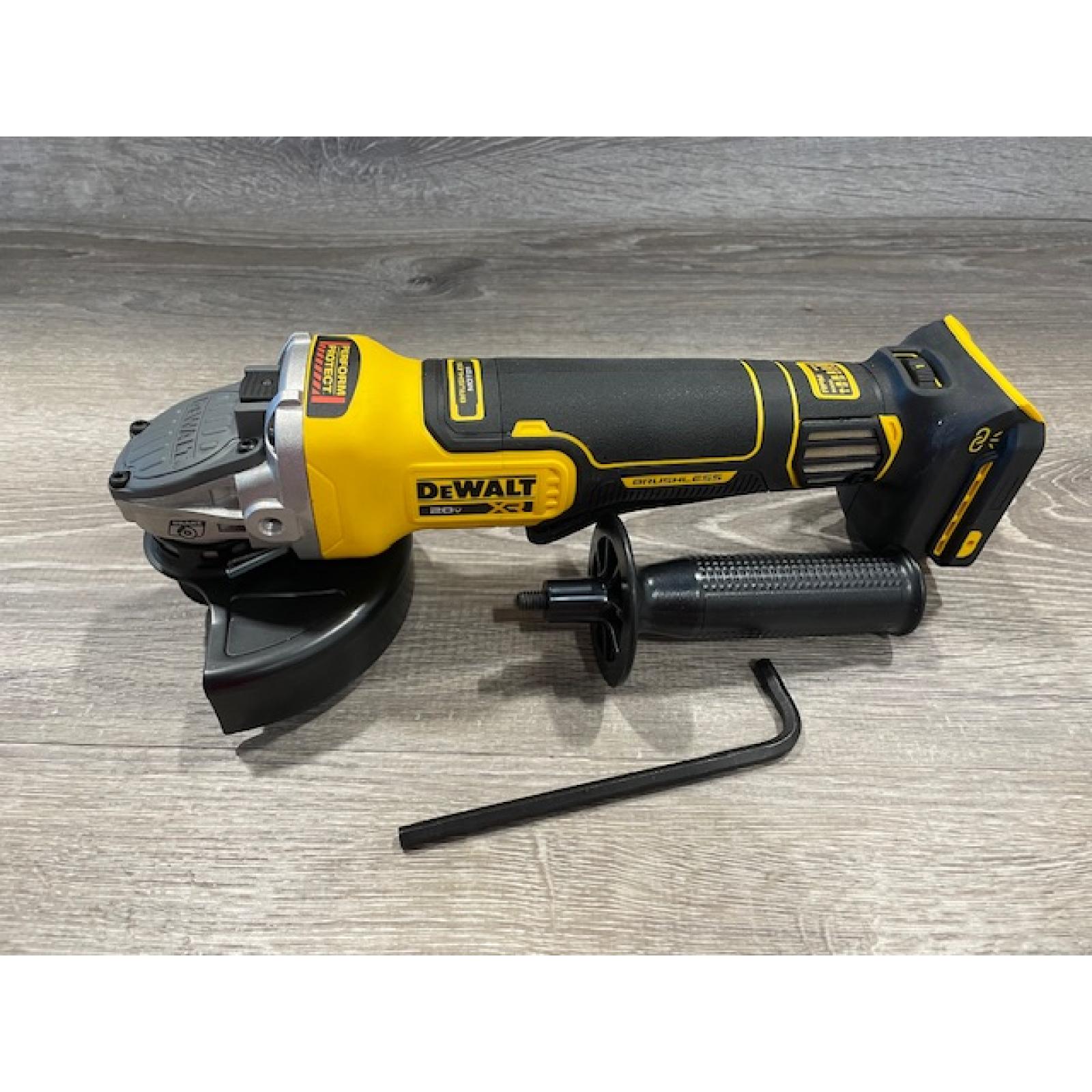 AS-IS DEWALT 20V XR Cordless 4-1/2. in. to 5 in. Variable Speed Angle Grinder (Tool Only)