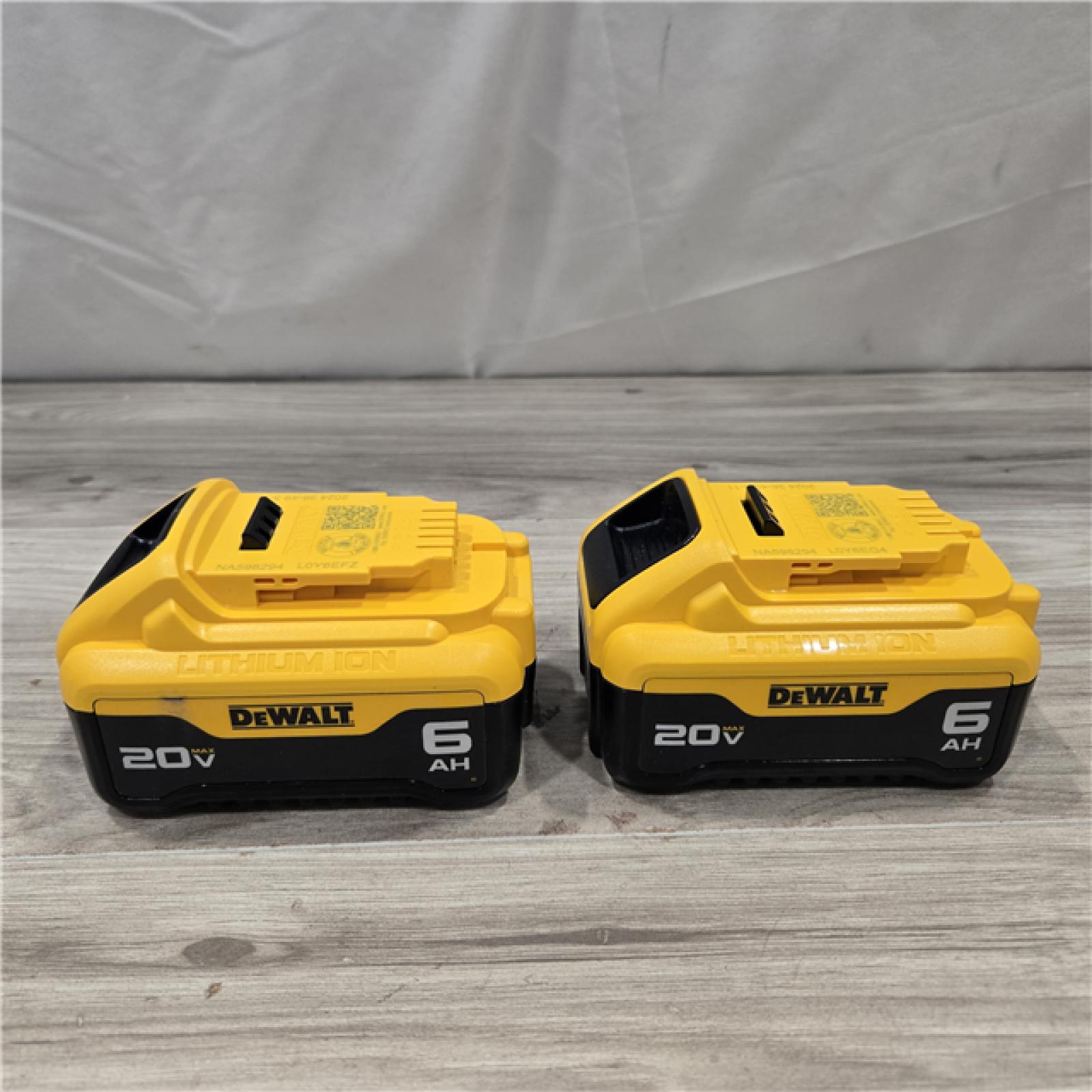 AS-IS DEWALT DCB206-2 6.0Ah 20V MAX Battery (2 Pack)