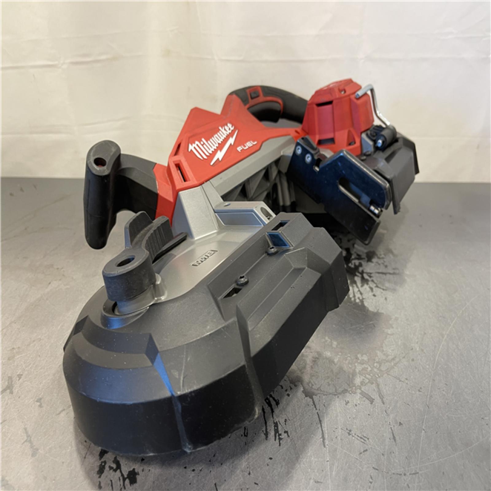AS-IS - Milwaukee M18 FUEL 18V Lithium-Ion Brushless Cordless Deep Cut Band Saw