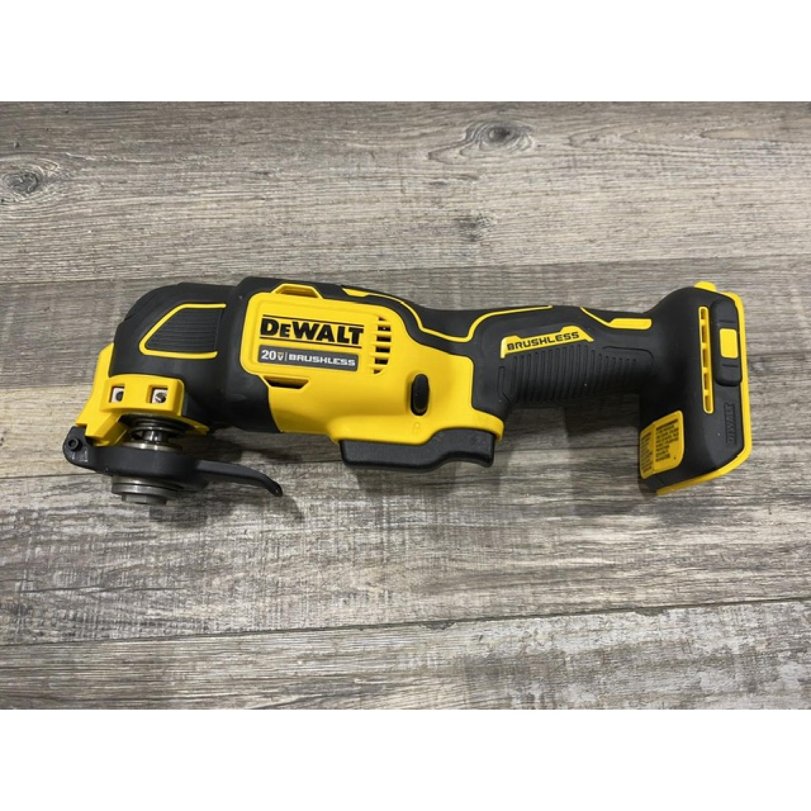 AS-IS DEWALT ATOMIC 20V MAX Cordless Brushless Oscillating Multi Tool Kit