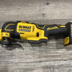 AS-IS DEWALT ATOMIC 20V MAX Cordless Brushless Oscillating Multi Tool Kit