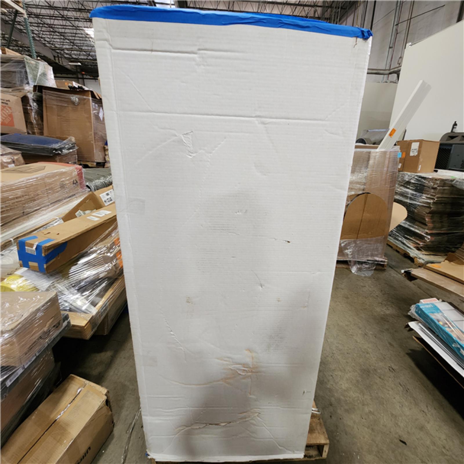 Phoenix AS-IS Mixed Home Improvement Bath Tub Pallet