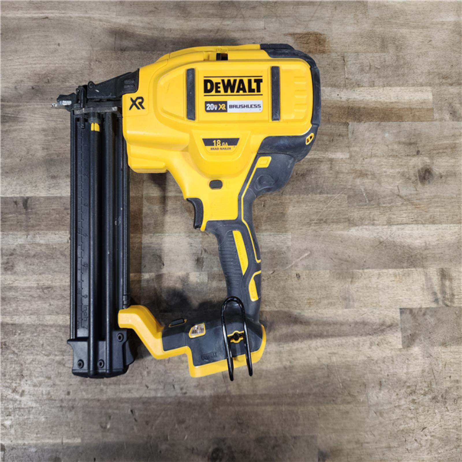 HOUSTON LOCATION - AS-IS DeWalt 20V MAX XR Lithium-Ion Electric Cordless 18-Gauge Brad Nailer (Tool Only)
