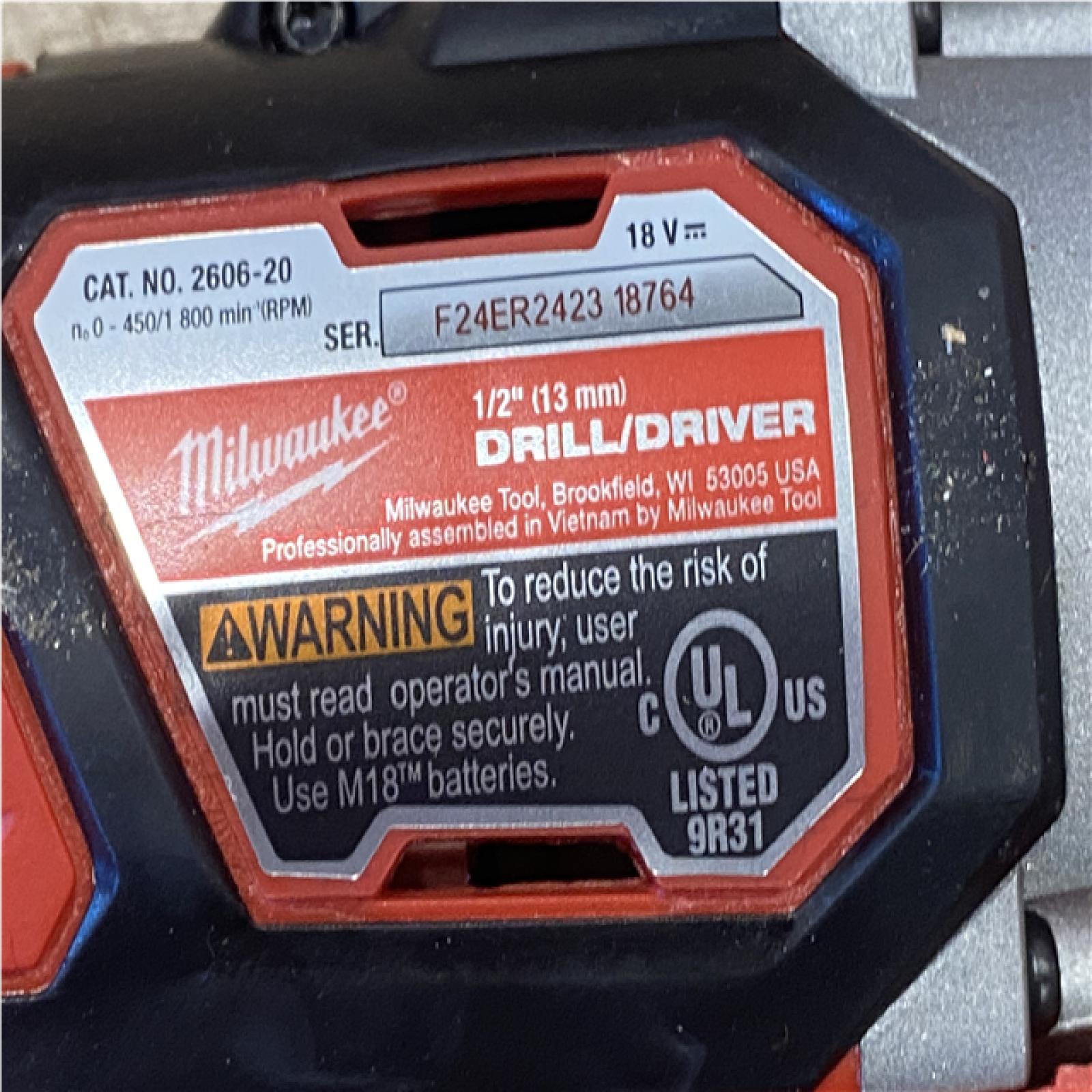 AS-IS Milwaukee 18V Lithium-Ion Cordless Drill Driver/Impact Driver Combo Kit