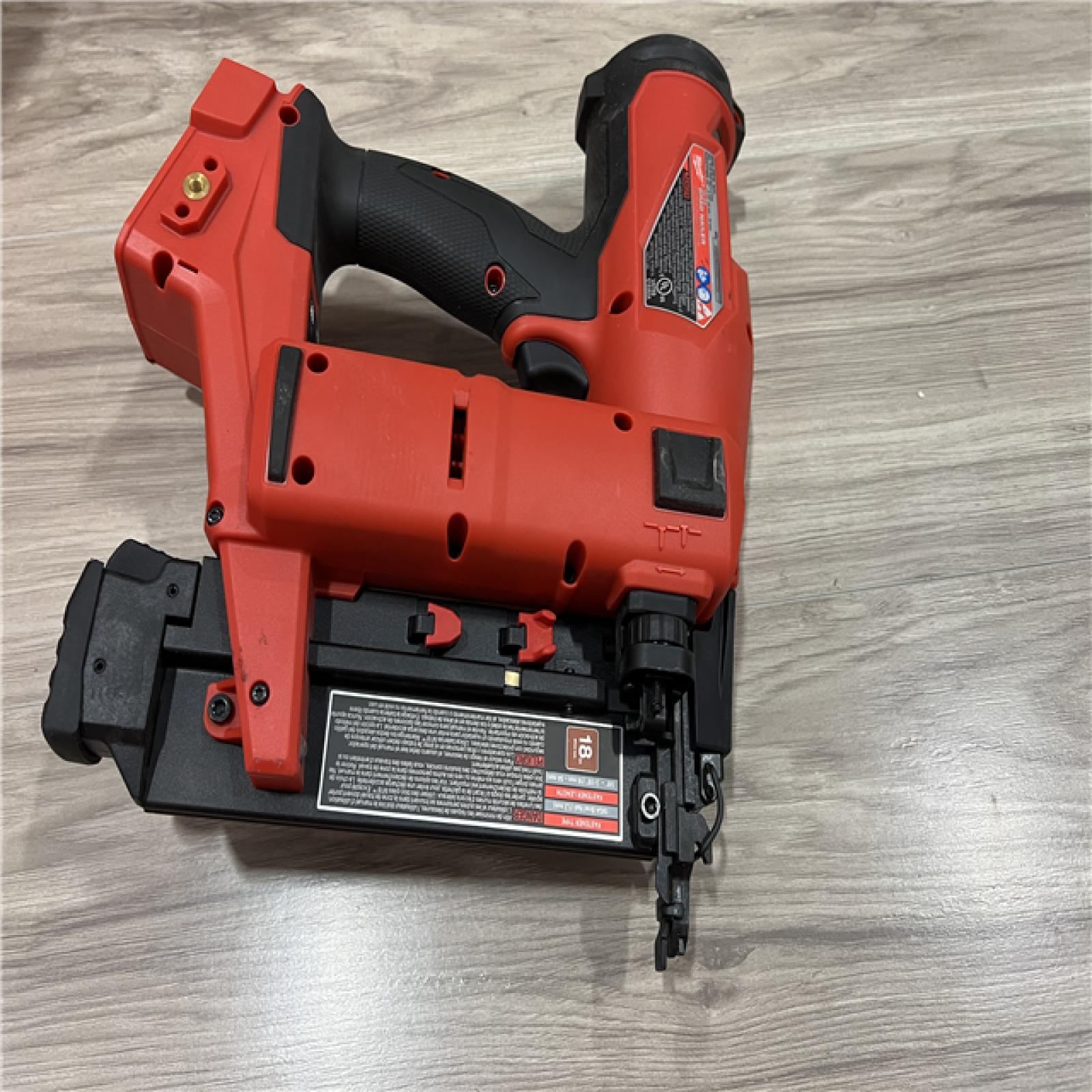 AS-IS MILWAUKEE M18 FUEL 18-Volt Lithium-Ion Brushless Cordless Gen II 18-Gauge Brad Nailer (Tool-Only)