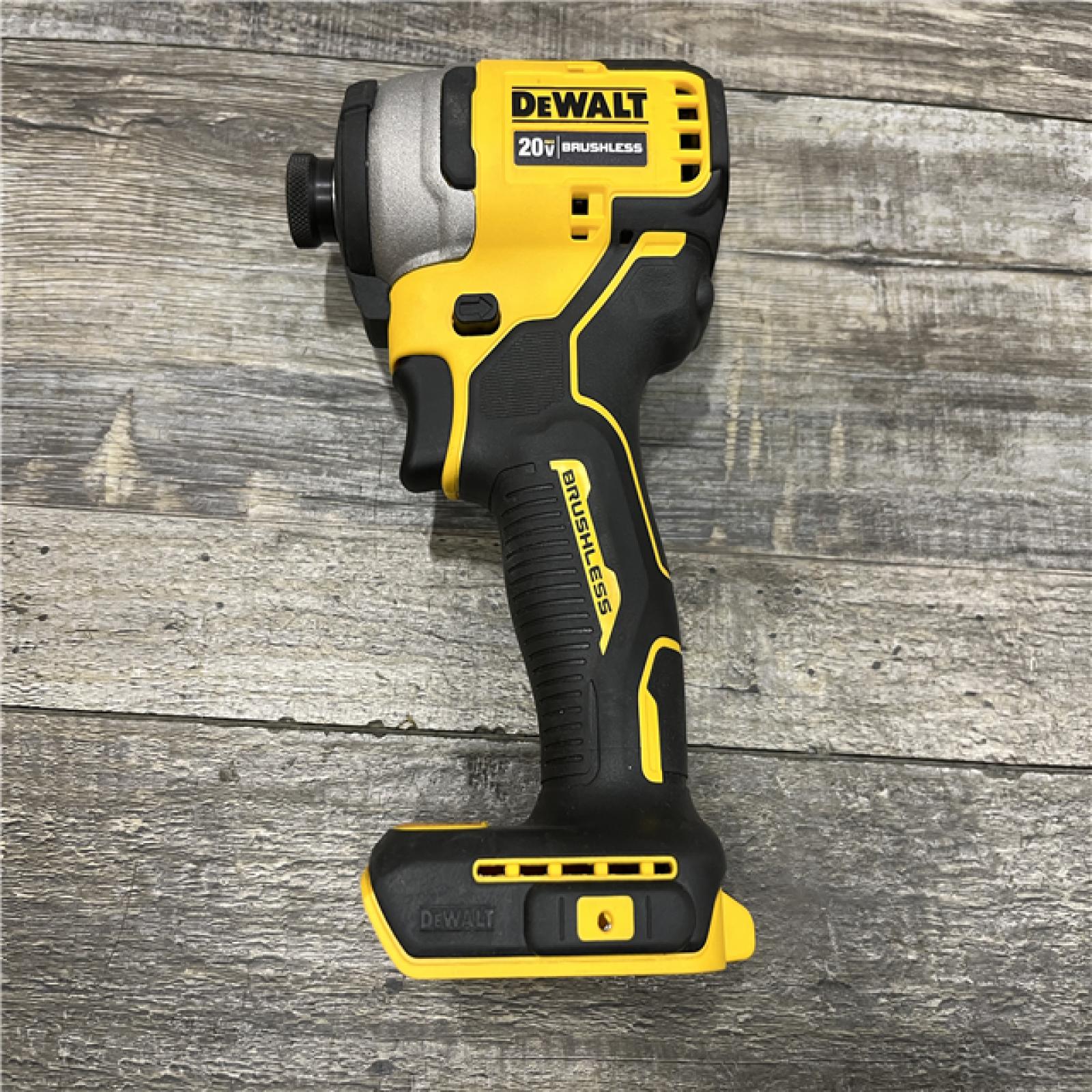 AS-IS DEWALT Atomic 20V Max Lithium-Ion Brushless Cordless Compact 1/4 in. Impact Driver Kit