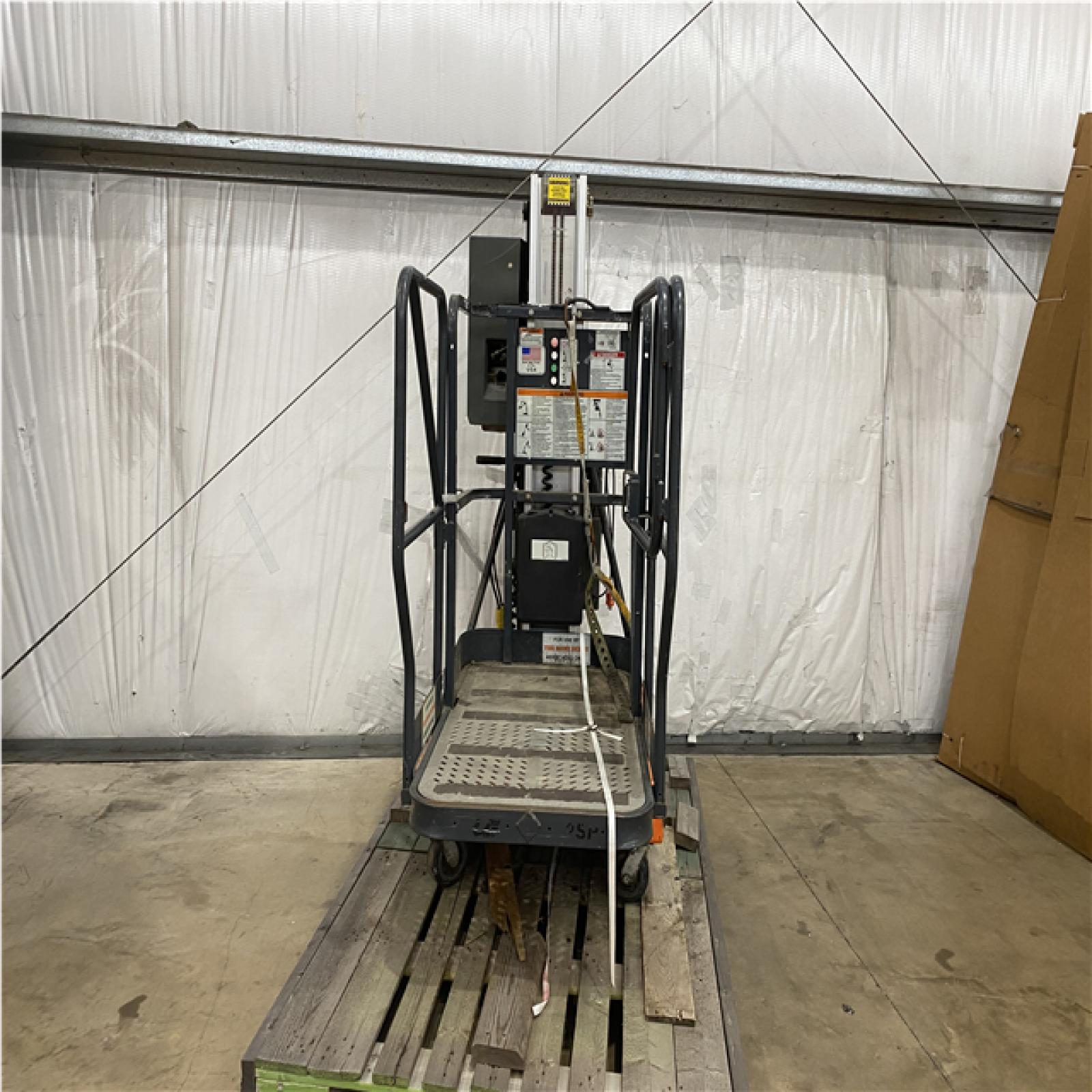 Houston Location - AS-IS Outdoor Power Equipment JLG INDUSTRIES VERTICAL LIFT