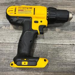 AS-IS DEWALT 20V MAX Cordless 1/2 in. Drill/Driver Kit