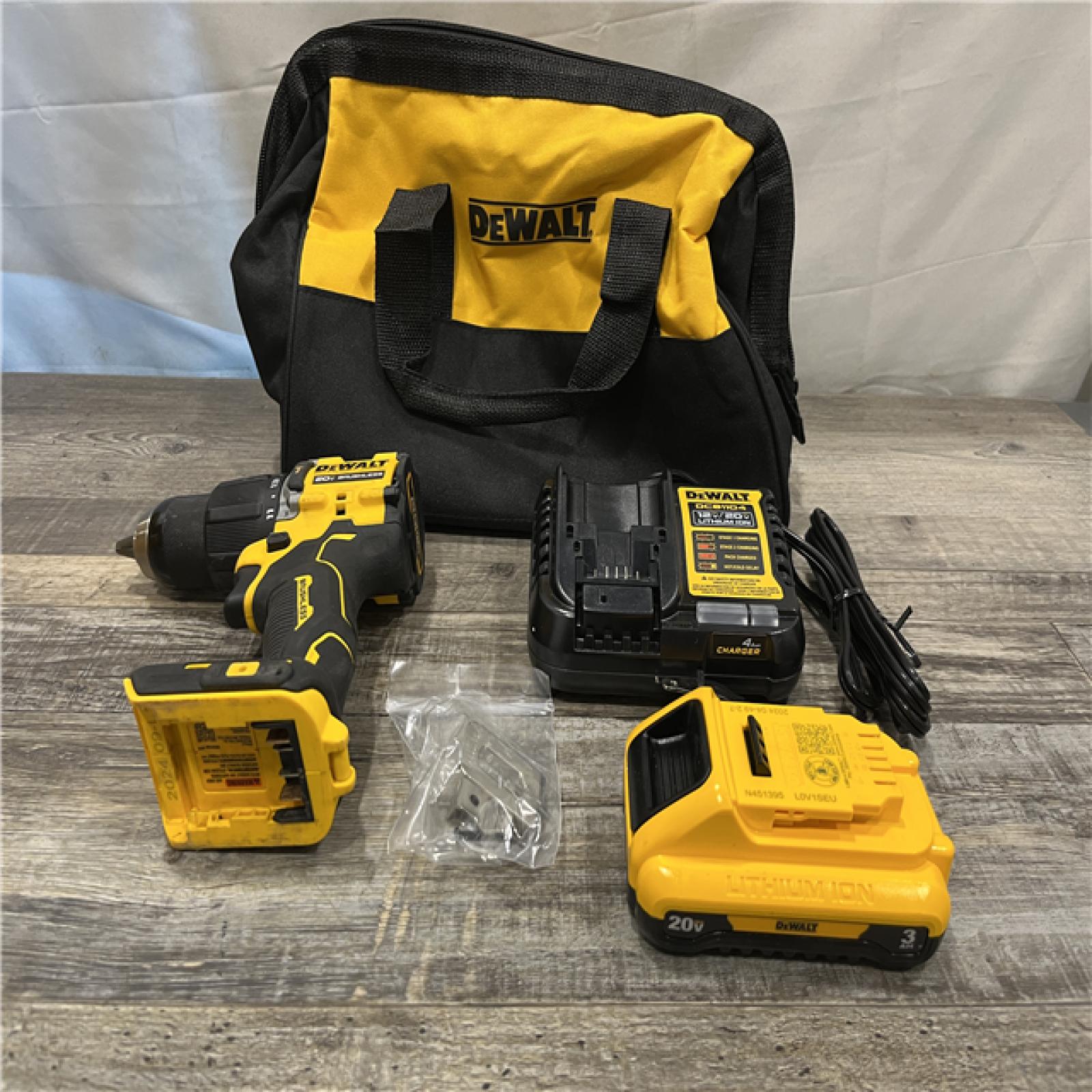 AS-IS DEWALT ATOMIC 20V Cordless 1/2 in. Compact Hammer Drill Kit