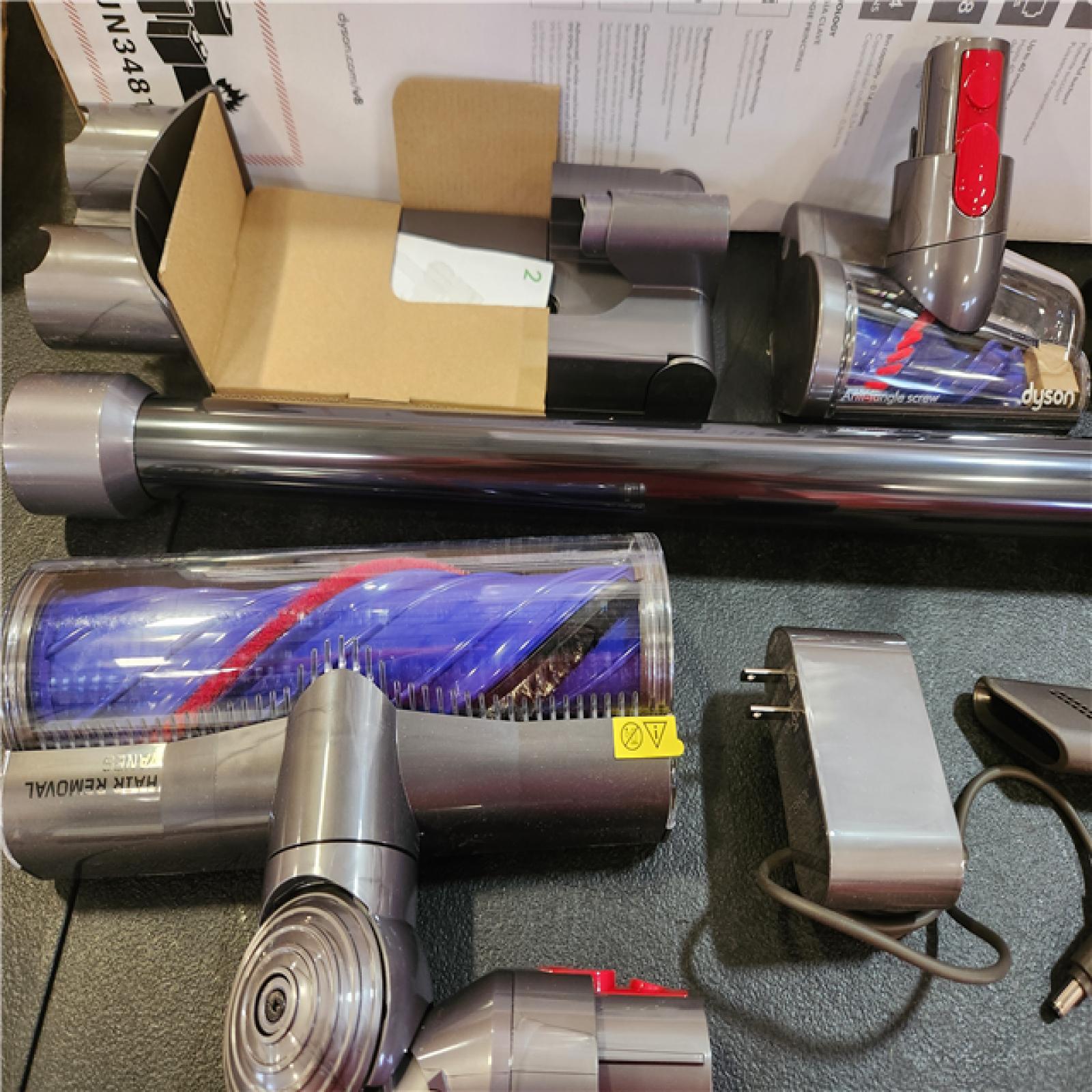 Phoenix Dyson V8 Cordless Stick Vacuum Cleaner