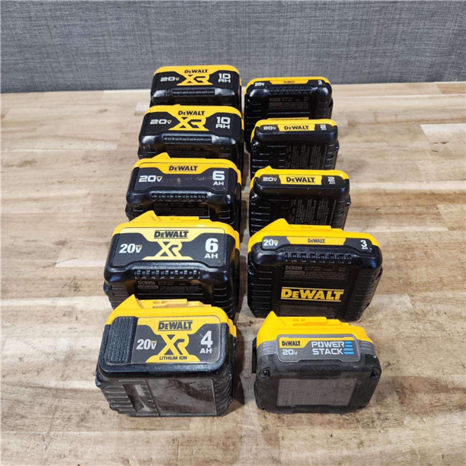 HOUSTON LOCATION - AS-IS DEWALT BATTERY PACK QTY - 10