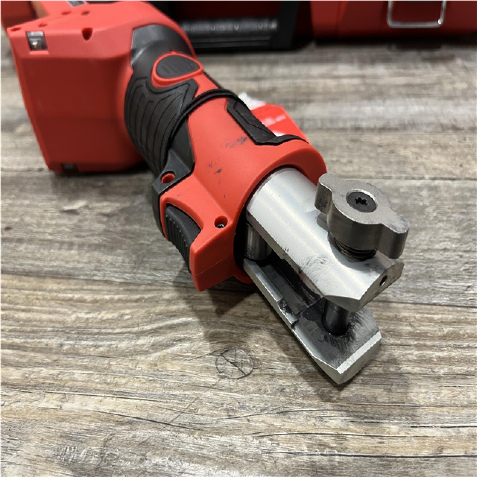 AS-IS Milwaukee 18V Lithium-Ion Cordless FORCE LOGIC 600 MCM Crimper with #8-600 MCM Cu Dies