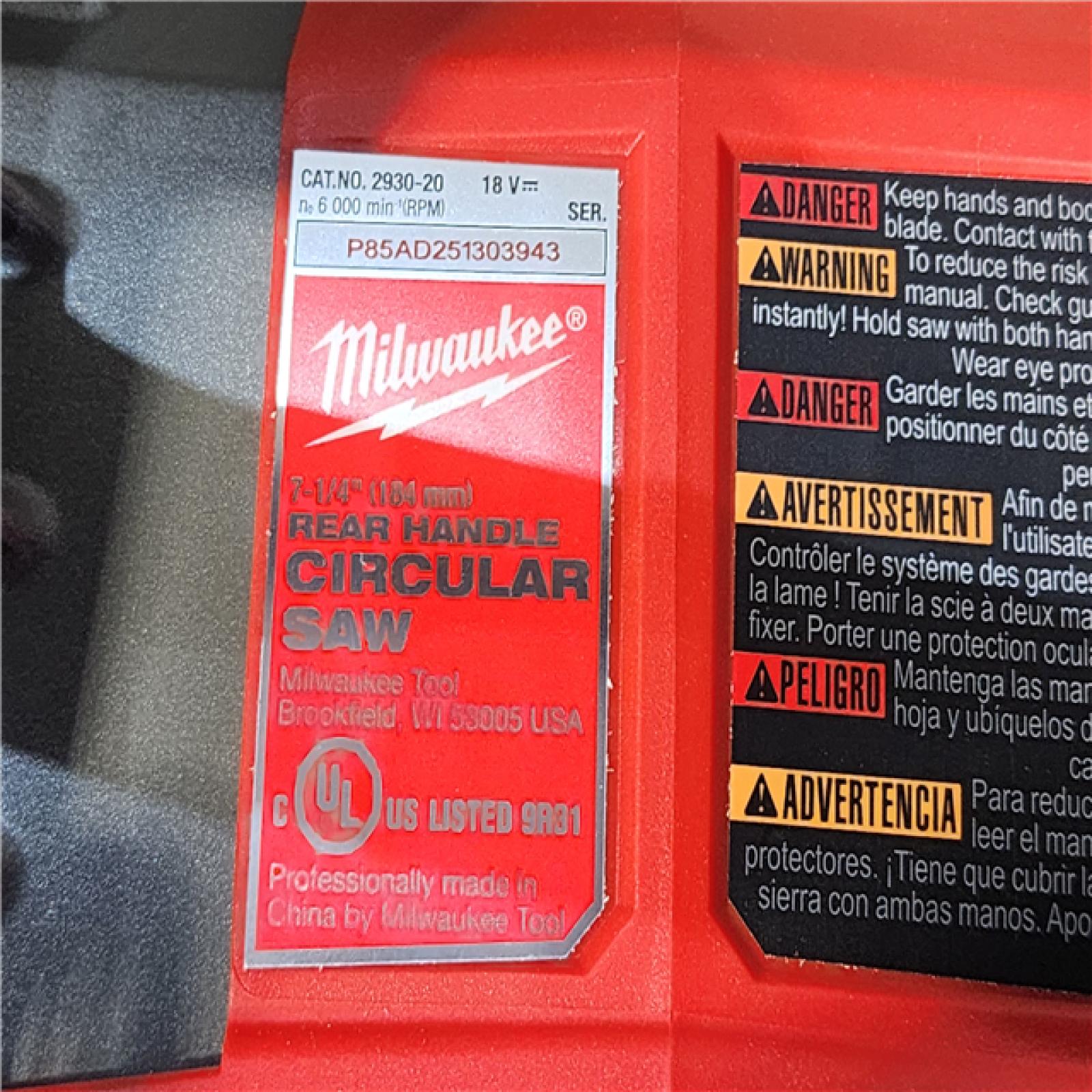 HOUSTON LOCATION - AS-IS Milwaukee FUEL 18V Lithium-Ion Cordless 7-1/4 in. Rear Handle Circular Saw (Tool-Only)