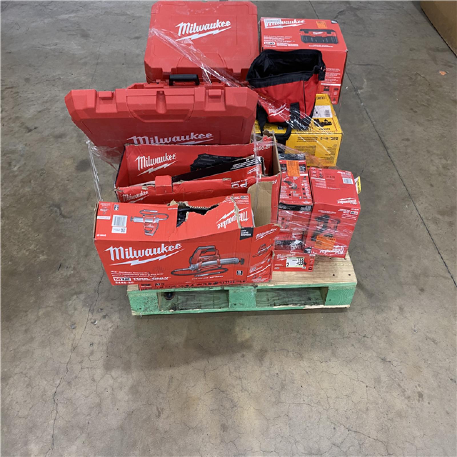 Houston Location AS IS - Tool Pallet