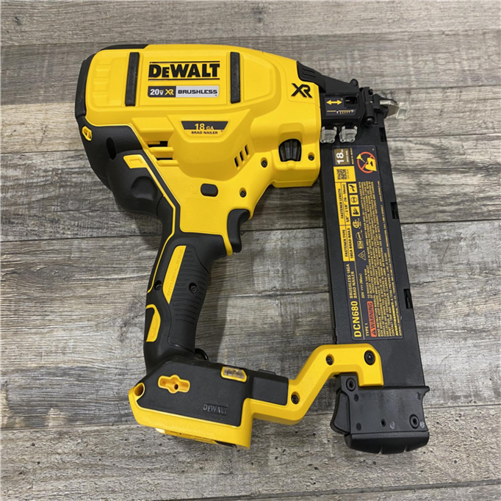 AS-IS DEWALT 20V MAX XR Lithium-Ion Electric Cordless 18-Gauge Brad Nailer (Tool Only)