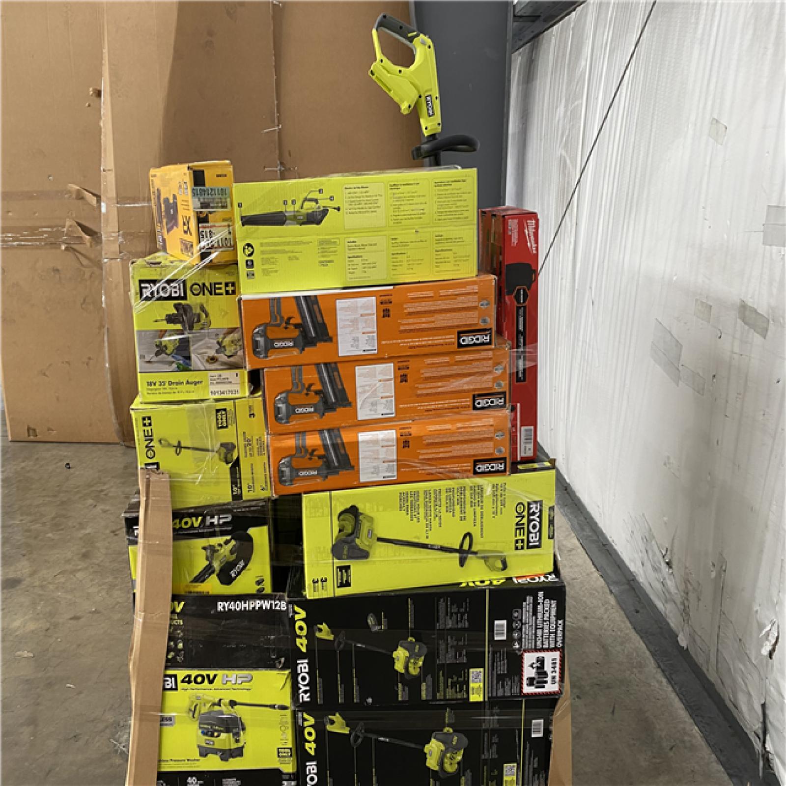 Houston Location AS IS - Tool Pallet