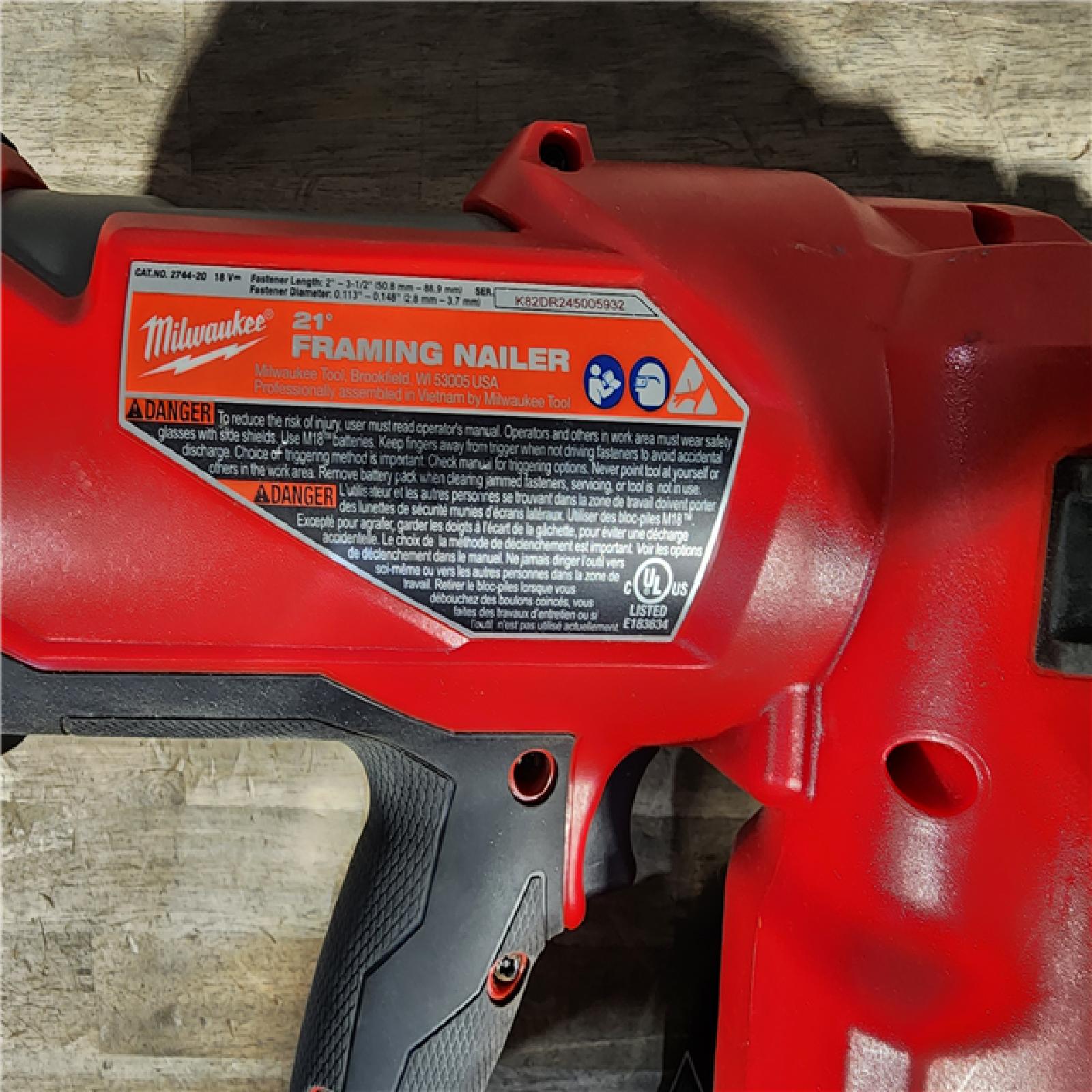 HOUSTON LOCATION - AS-IS Milwaukee 2744-20 M18 FUEL 3-1/2 in. 18V 21-Degree Lithium-Ion Brushless Cordless Framing Nailer (Tool-Only)