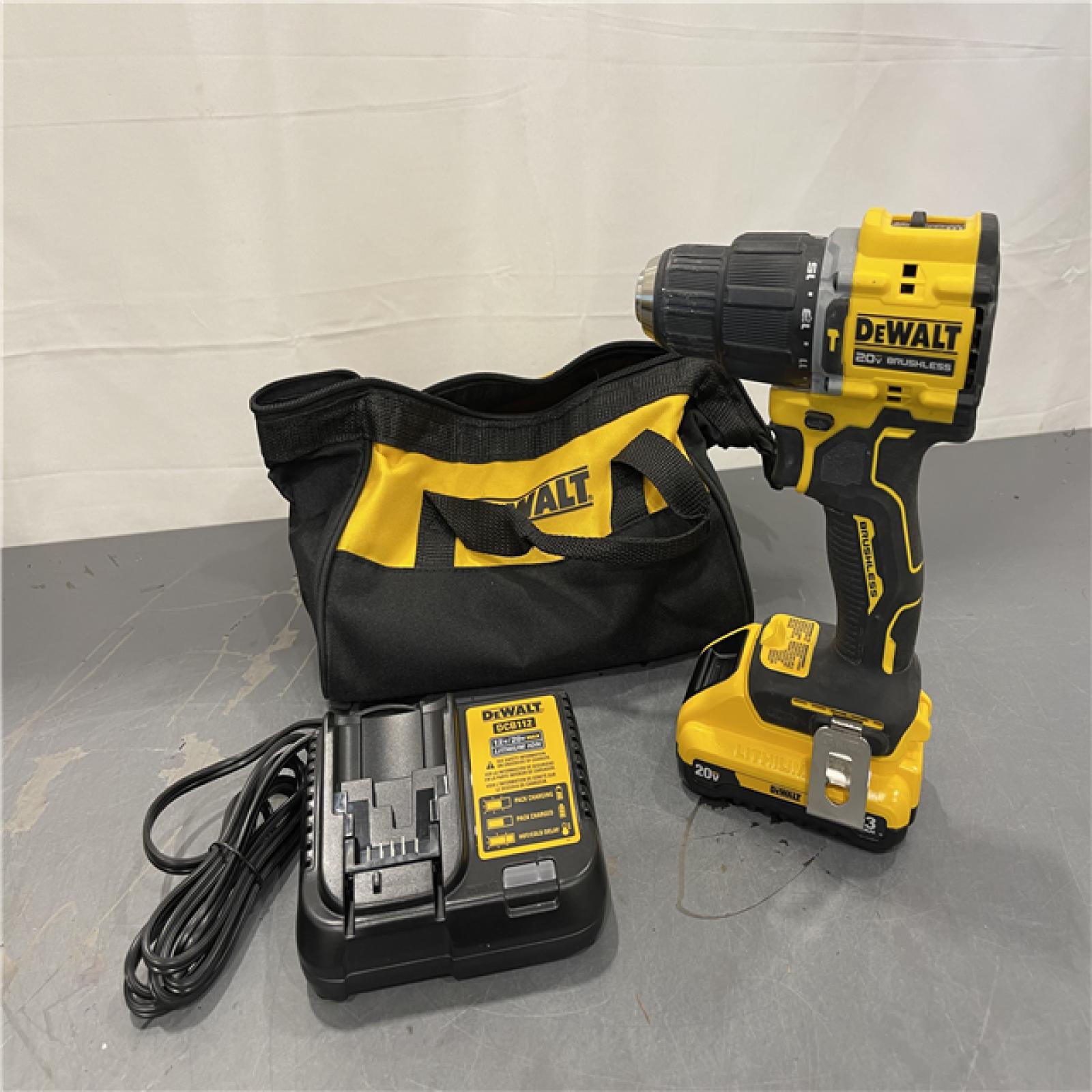 AS-IS - DEWALT ATOMIC 20-Volt Lithium-Ion Cordless 1/2 in. Compact Hammer Drill Kit