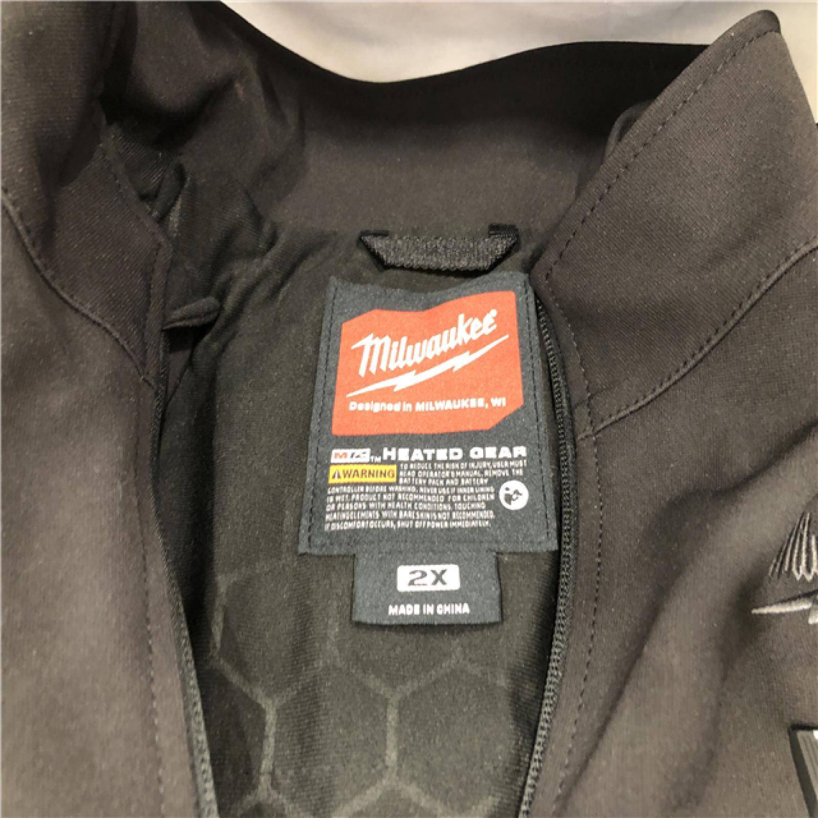 AS-IS Milwaukee Men's 2X-Large M12 12V Cordless TOUGHSHELL Black Heated Jacket (Jacket and Charger/Power Source Only)