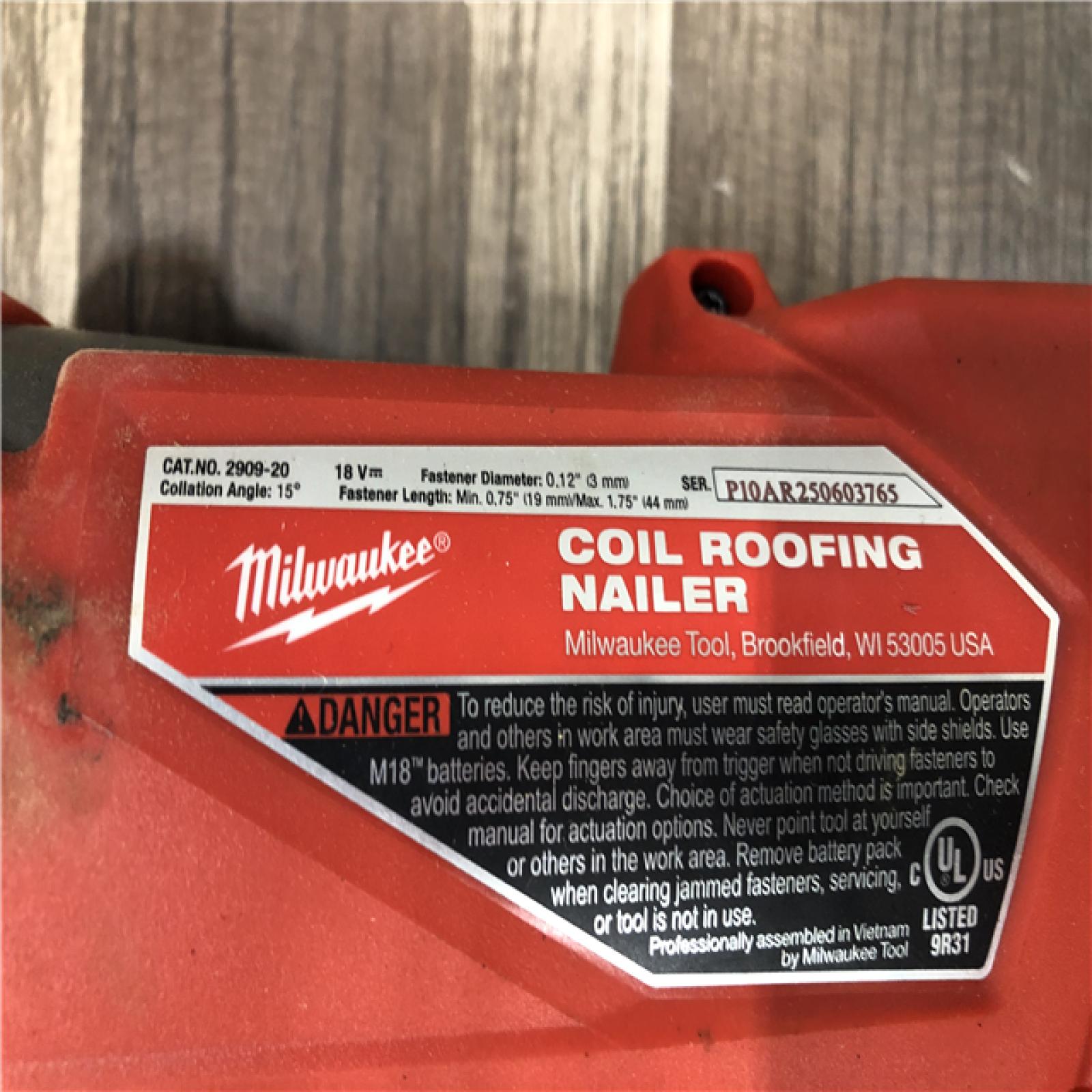 AS-IS Milwaukee FUEL 18-Volt Lithium-Ion Brushless Cordless Coil Roofing Nailer (Tool Only)