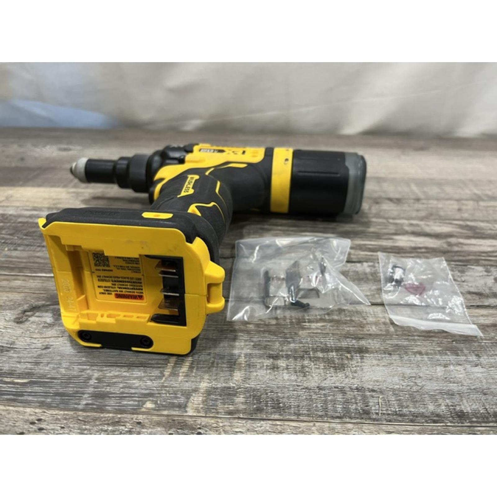 AS-IS DEWALT 20-Volt MAX Cordless 3/16 in. Rivet Tool (Tool-Only)