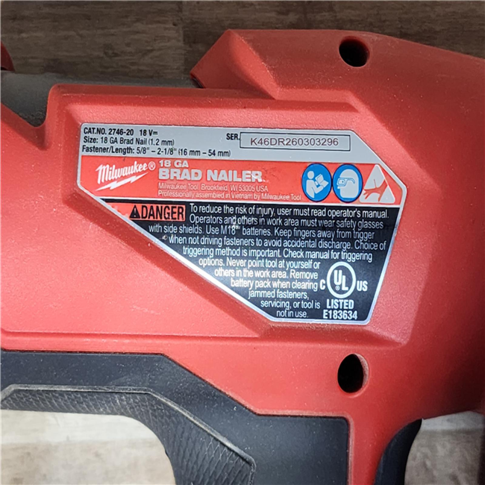 HOUSTON LOCATION - AS-IS Milwaukee FUEL 18-Volt Lithium-Ion Brushless Cordless Gen II 18-Gauge Brad Nailer (Tool-Only)