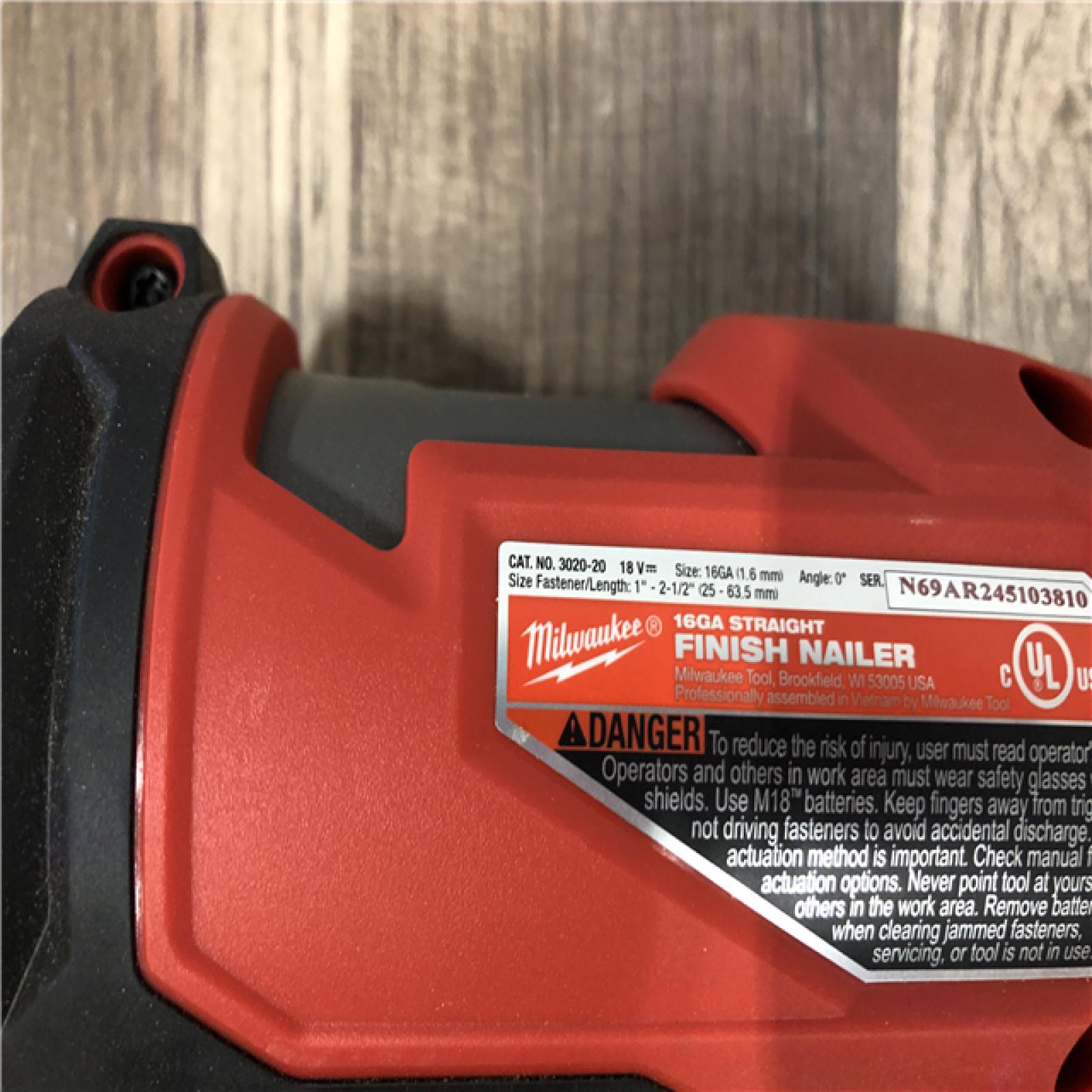AS-IS Milwaukee FUEL 18-Volt Lithium-Ion Brushless Cordless Gen ll 16-Gauge Straight Finish Nailer (Tool Only)
