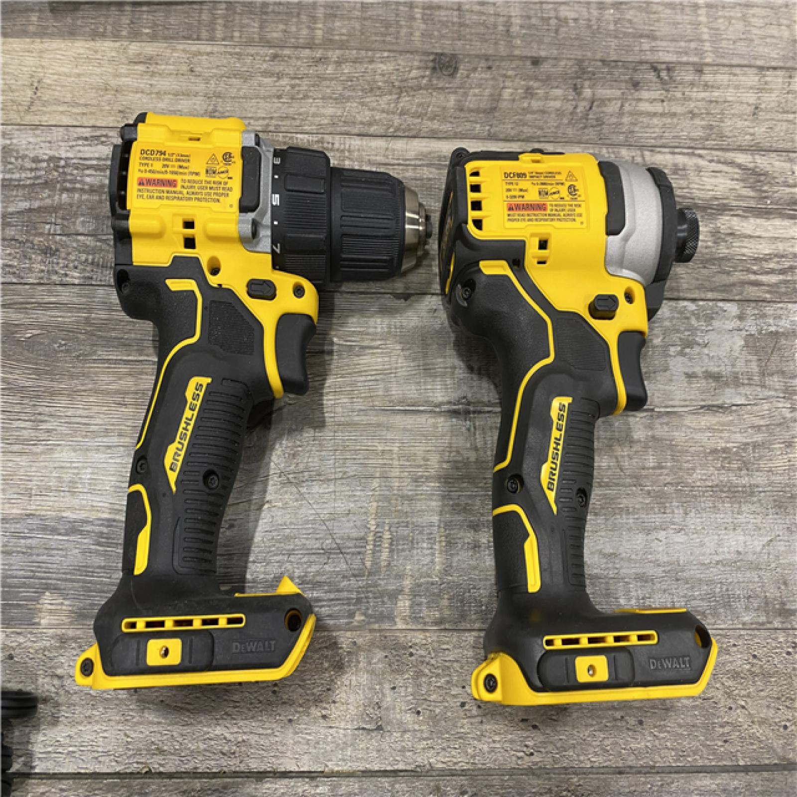 AS-IS DEWALT ATOMIC 20-Volt MAX Lithium-Ion Cordless Combo Kit