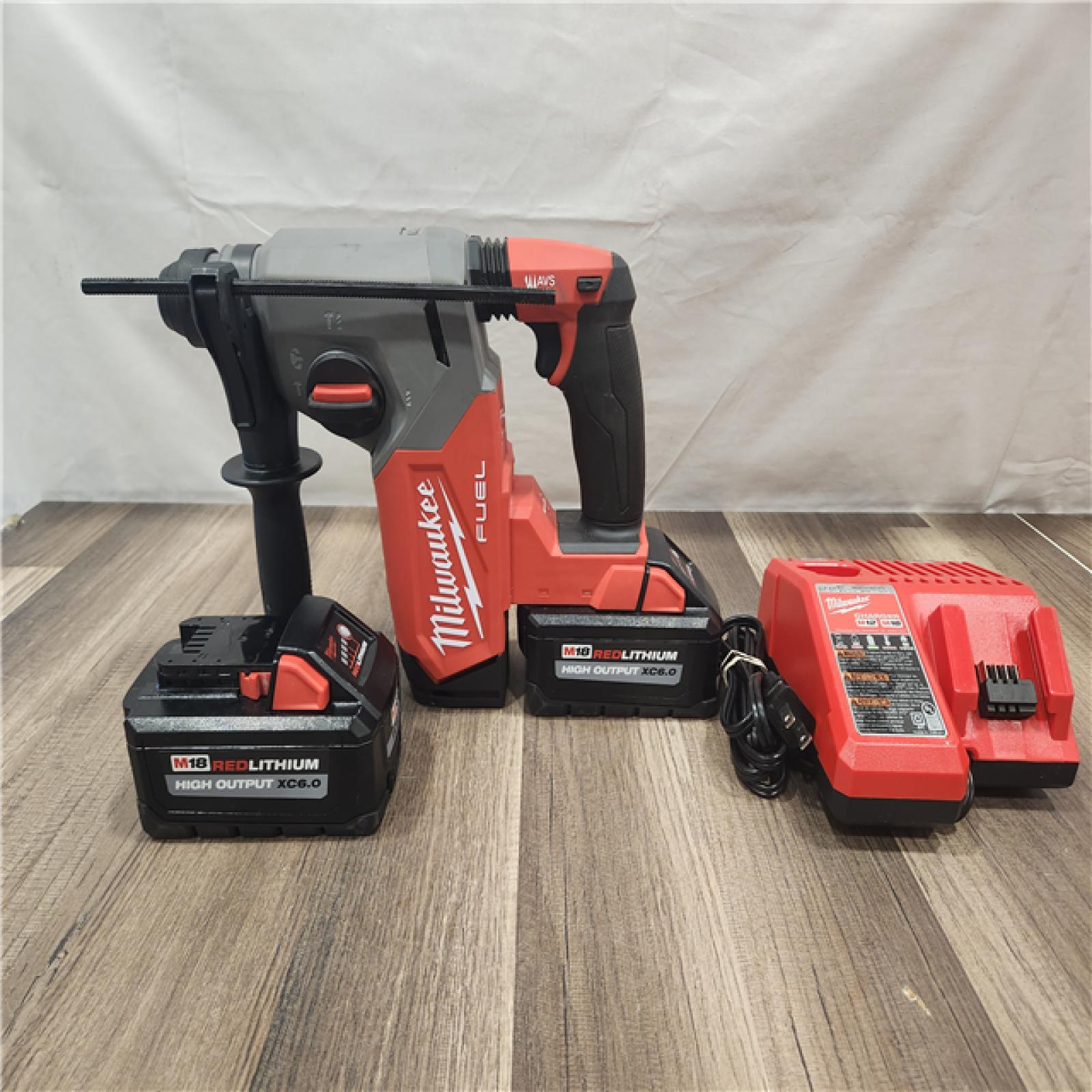 AS-IS- Milwaukee M18 Fuel 18V 1  SDS Plus Rotary Hammer with Battery & Charger