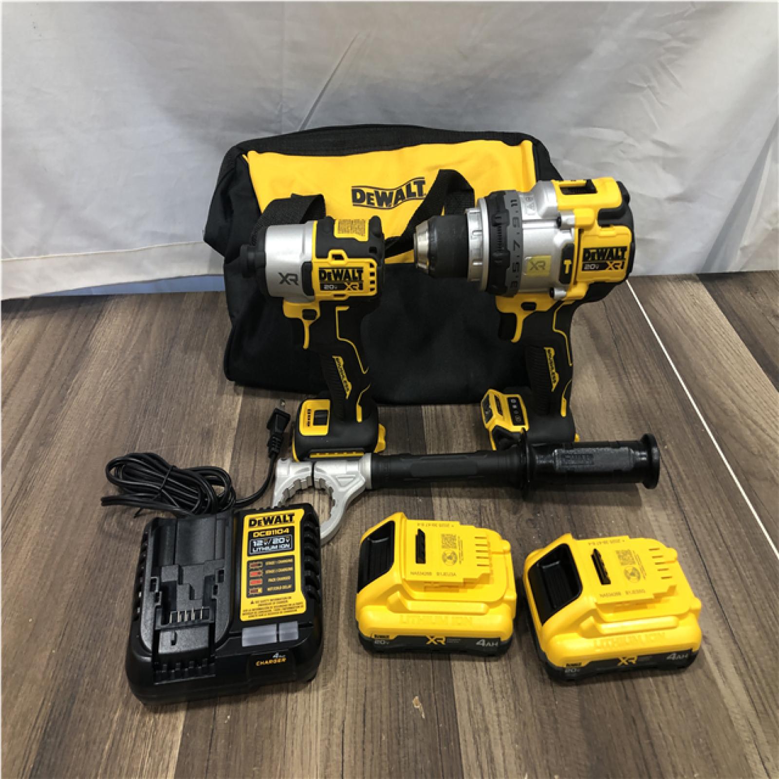 AS-IS DEWALT 20V XR Lithium-Ion Cordless Brushless 1/2 in. Drill/Driver Kit