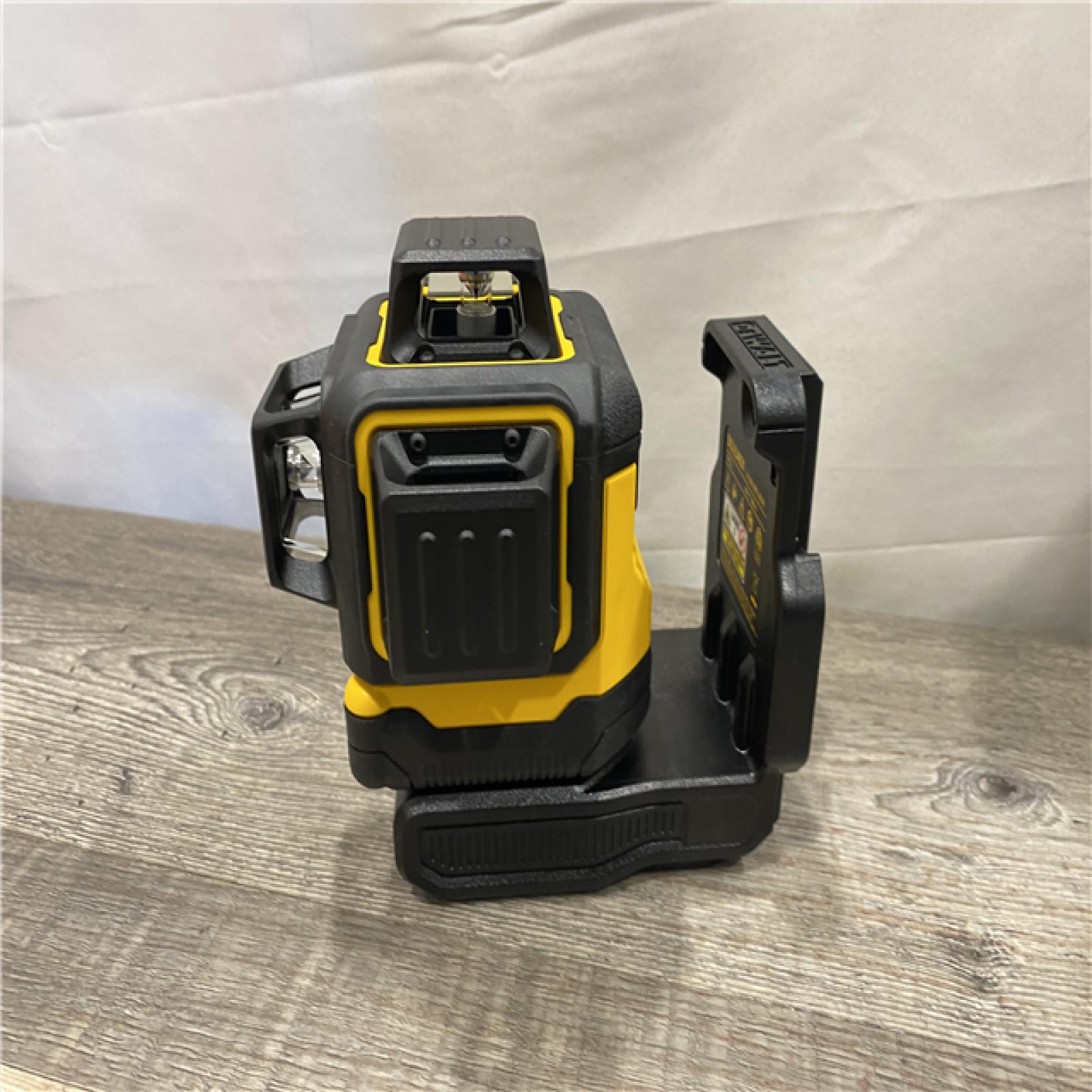 AS-IS DEWALT 20V 3-Beam 360-Degree 3-Plane Laser Level (Tool Only)