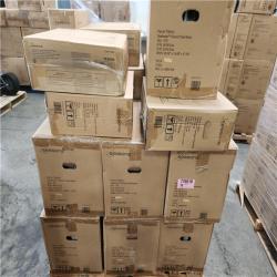 Phoenix Location NEW Seasons Seabrook Round Toilet Bowl With Tank 1.28 Gallons/ 4.8 Liters a Flush Pallet (10 Toilets)