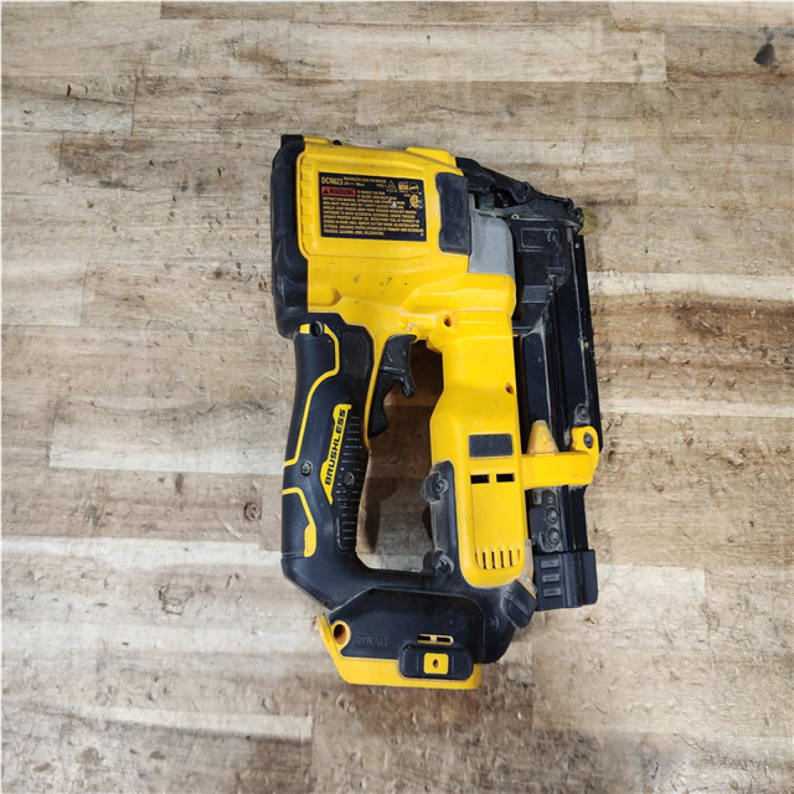 HOUSTON LOCATION - AS - IS DEWALT ATOMIC 20V MAX Lithium Ion Cordless 23 Gauge Pin Nailer (Tool Only)
