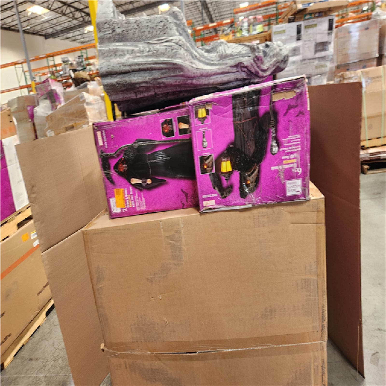 California AS-IS Holiday Pallet