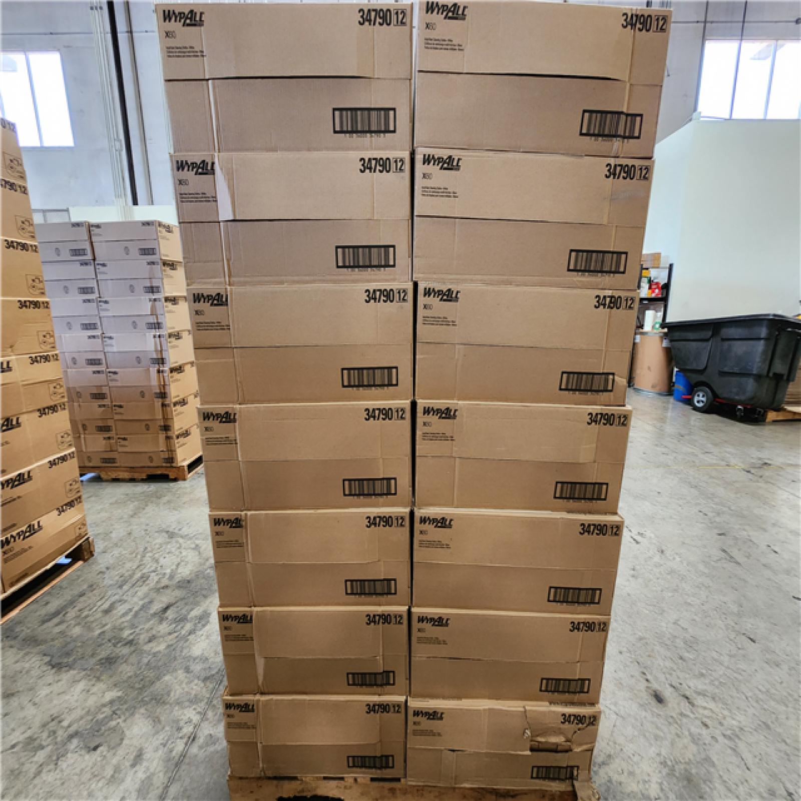 PHoenix Location NEW Wypall GeneralClean X60 Cloths Multi-Task Cleaning Wipes (34790), Strong and Absorbent Towels, White 126 Sheets Per Box Pallet (28-Boxes)