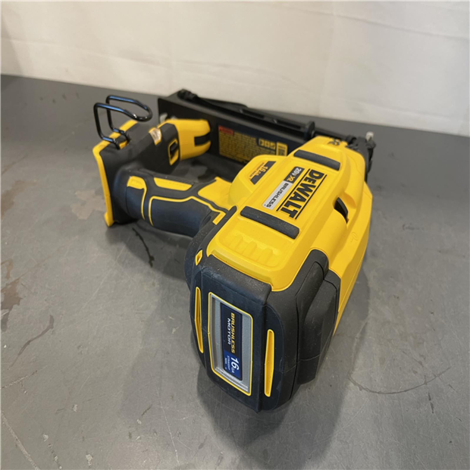 AS-IS - DEWALT 20V MAX XR 16-Gauge Lithium-Ion Cordless Finish Nailer