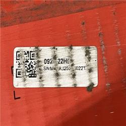 NEW - Milwaukee 18 FUEL 9 Gal. Cordless DUAL-BATTERY Wet/Dry Shop Vacuum Kit