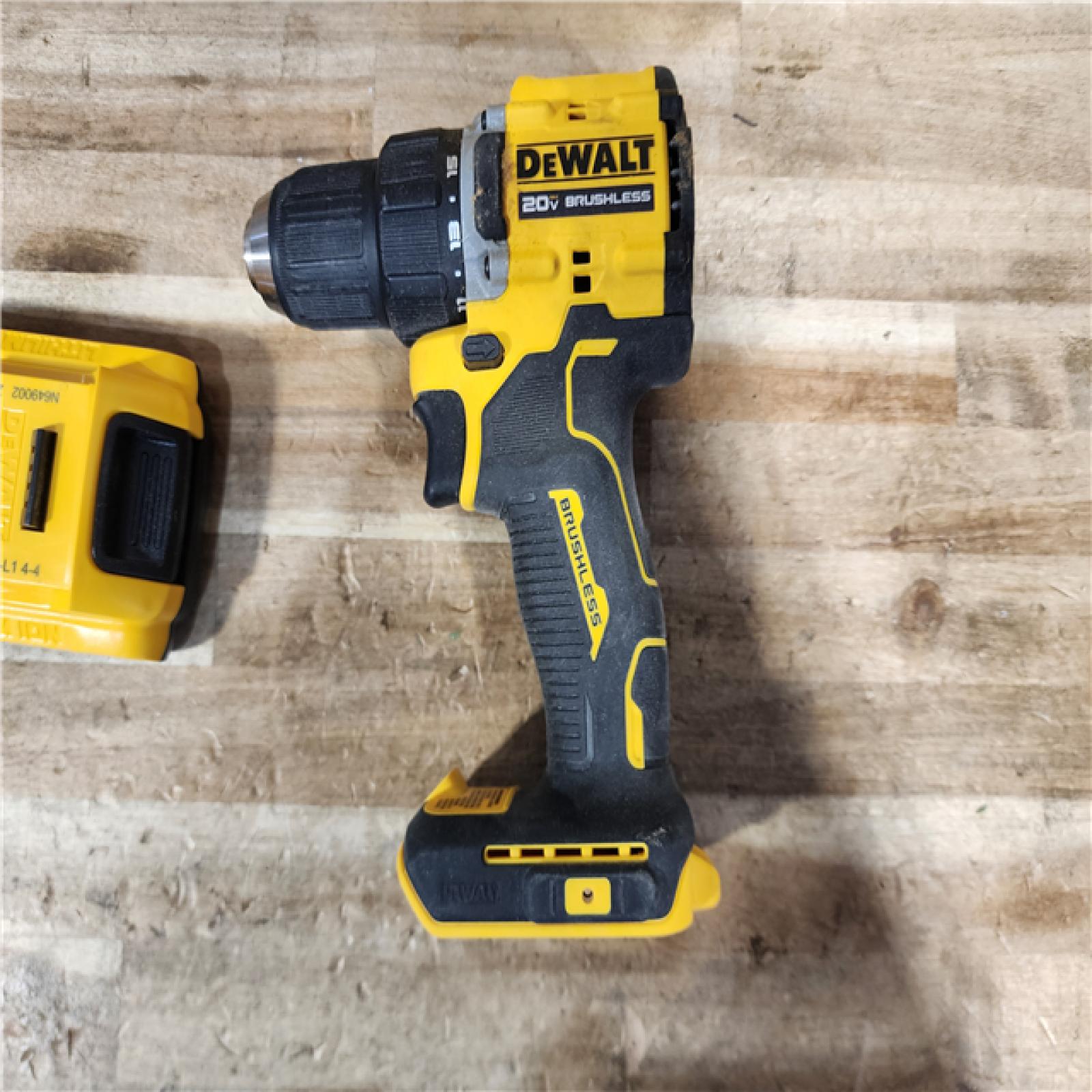 HOUSTON LOCATION - AS - IS DEWALT Atomic 20V Lithium-Ion Cordless Compact 1/2 in. Drill/Driver Kit