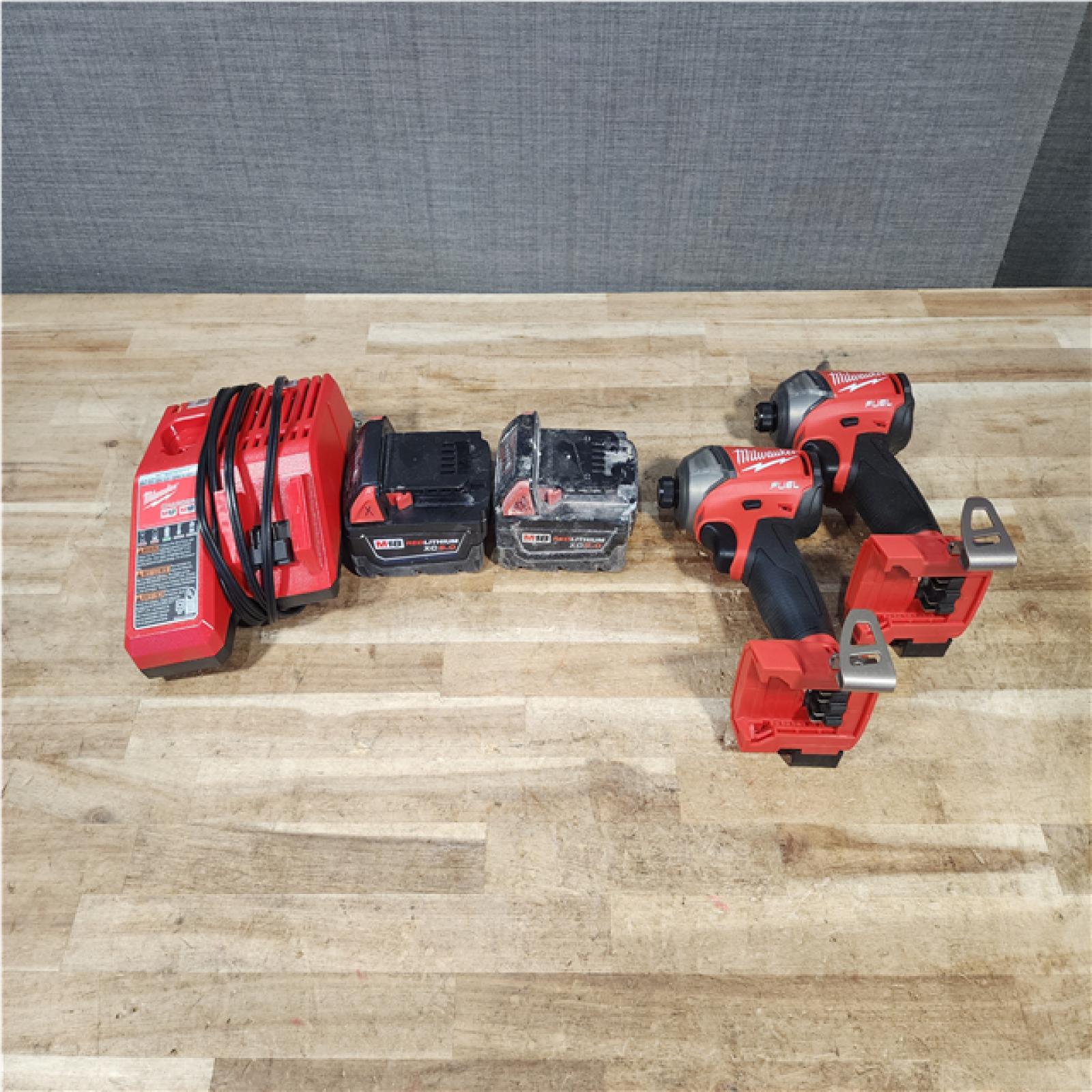 HOUSTON LOCATION - AS - IS Milwaukee 2 Tool Combo Kit W/ (2) Battery & Charger