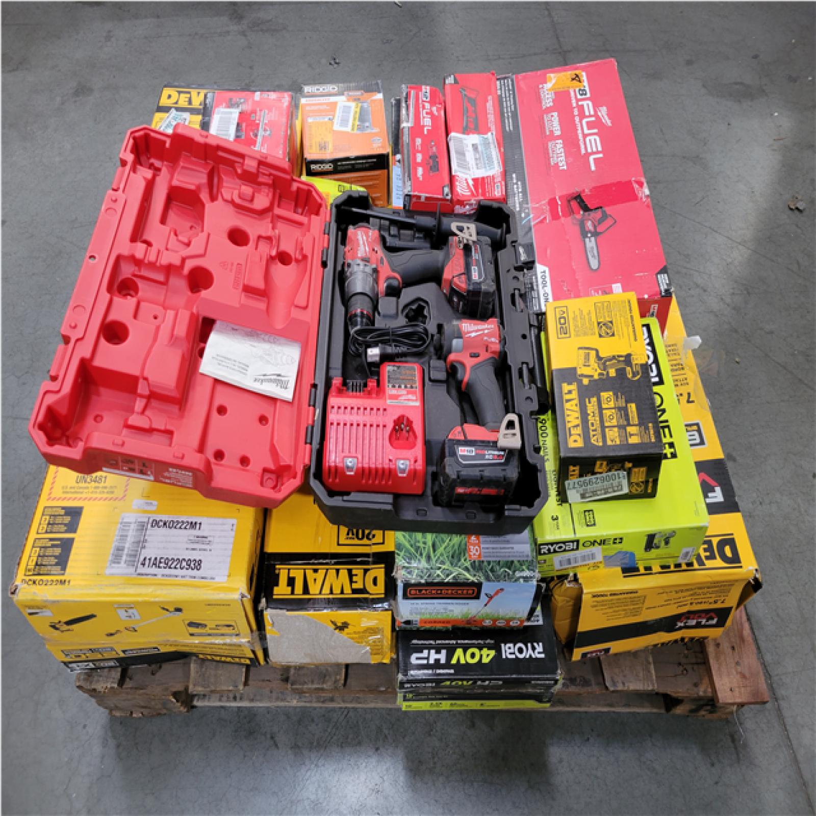 CALIFORNIA AS-IS TOOL PALLET