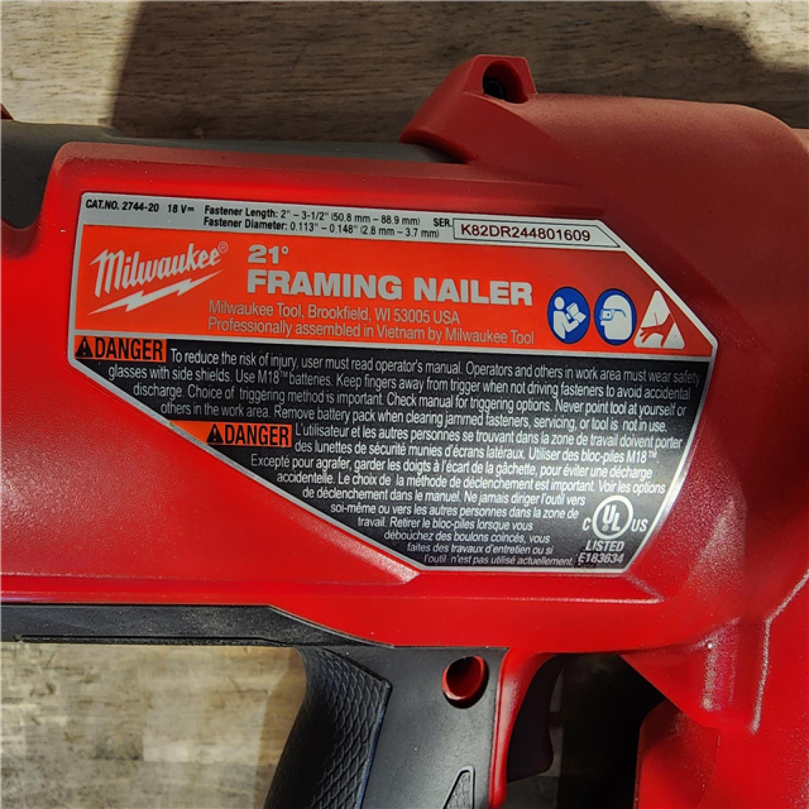 HOUSTON - LOCATION - AS-IS Milwaukee 2744-20 M18 FUEL 3-1/2 in. 18-Volt 21-Degree Lithium-Ion Brushless Cordless Framing Nailer (Tool-Only)