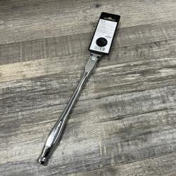 NEW - Milwaukee Tool 3/8  Drive 12  Flex Head Ratchet